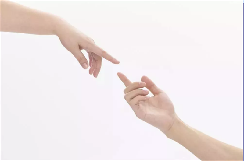 手腳干燥、脫皮，不能全怪天氣，可能是這些原因